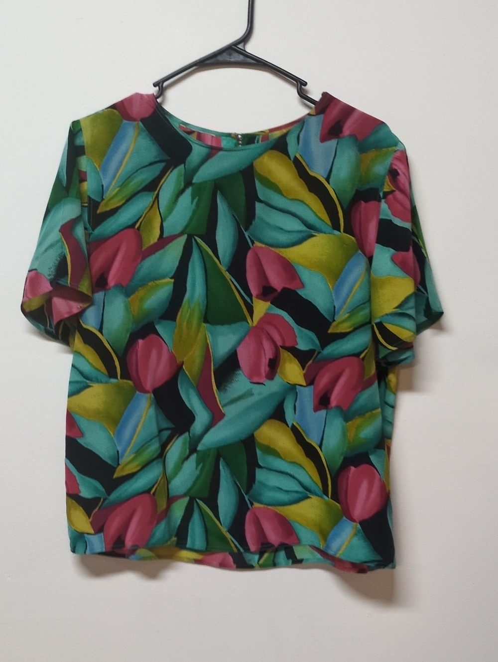 Vintage Unbranded Silk TropicalTulip Print Short Sleeve Blouse, Size S (approx)